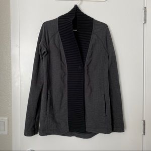 Lululemon Bliss Break Wrap // sz 4 or 6 // euc